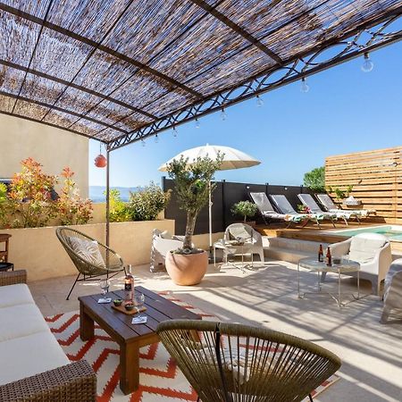 La Maison Bourgeoise - Adults Only Hotell Pourrieres Exteriör bild